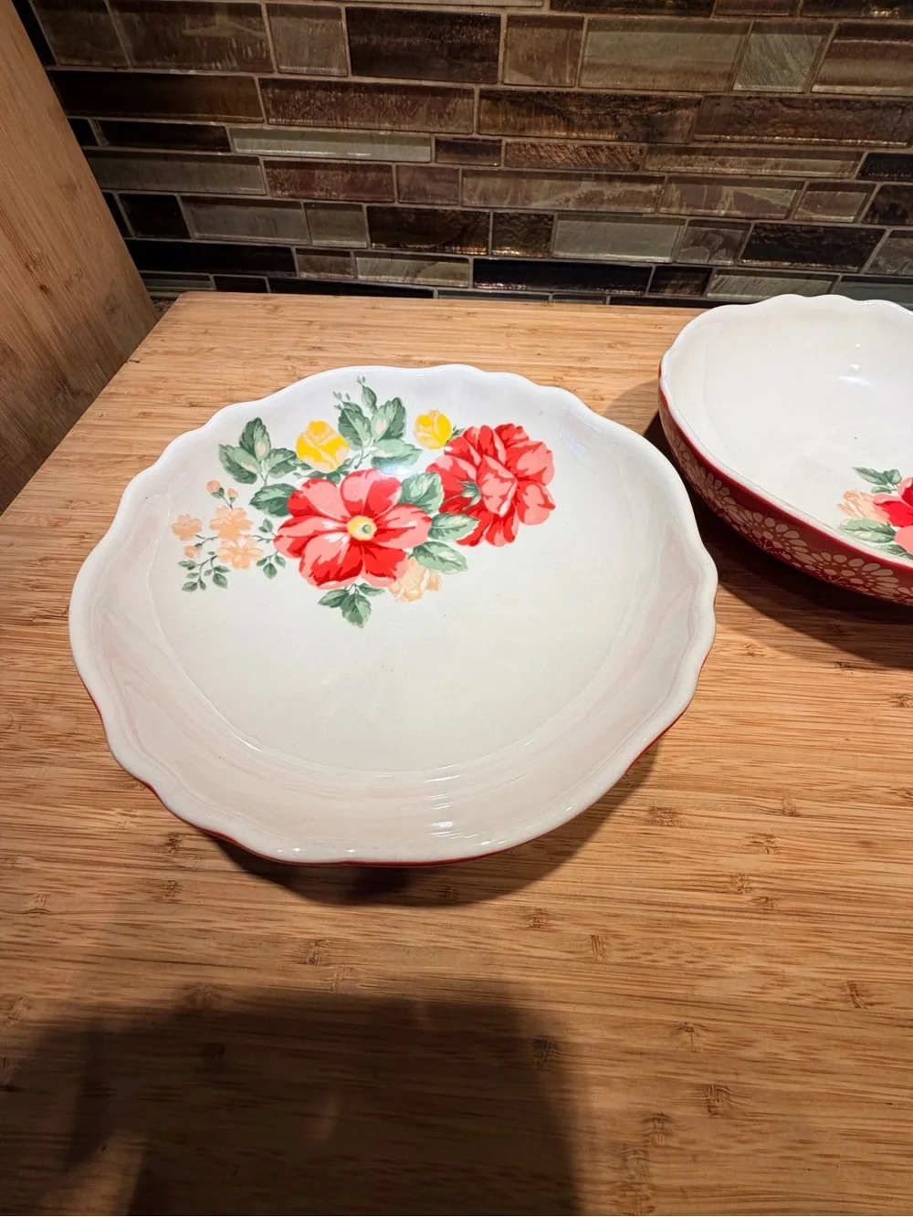 The Pioneer Woman Red Floral Scalloped Ceramic Bowls Set